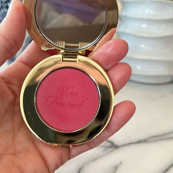 NWOB Cloud Crush Blurring Blush WATERMELON RAIN - Picture 7 of 8